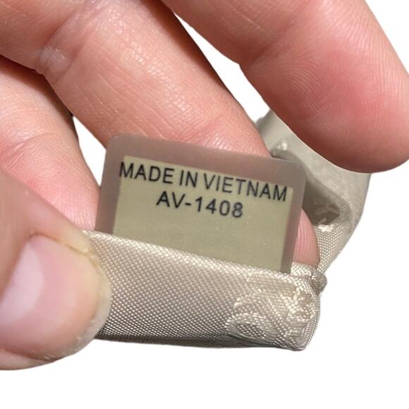 Michael Kors shiny metallic gold Large Jet Setter purse / bag Excellent cond. - Picture 9 of 15